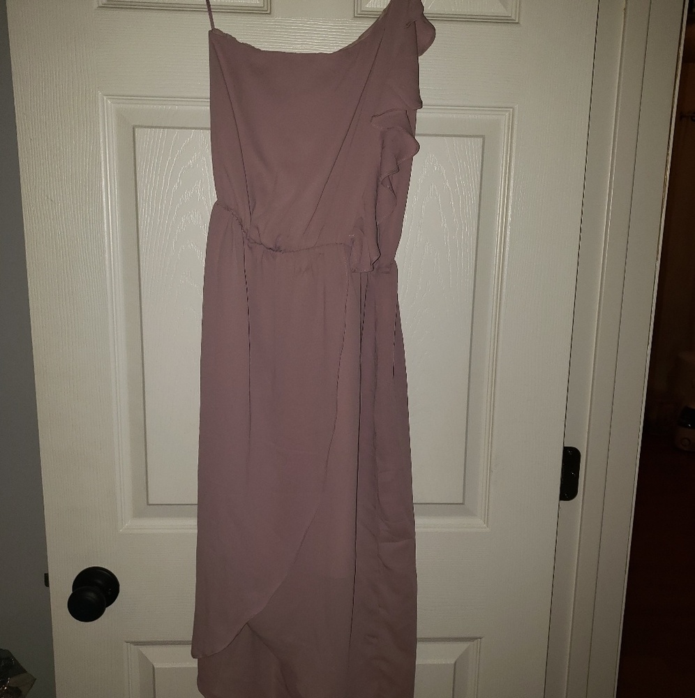 One shoulder dress